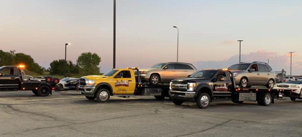 Best Towing Company in Lansing KS | Contact Us